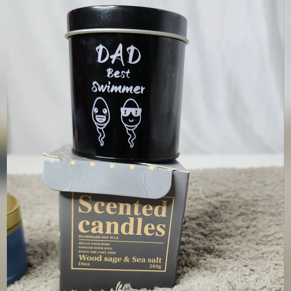 4 Assorted Candles - Picture 1 of 10